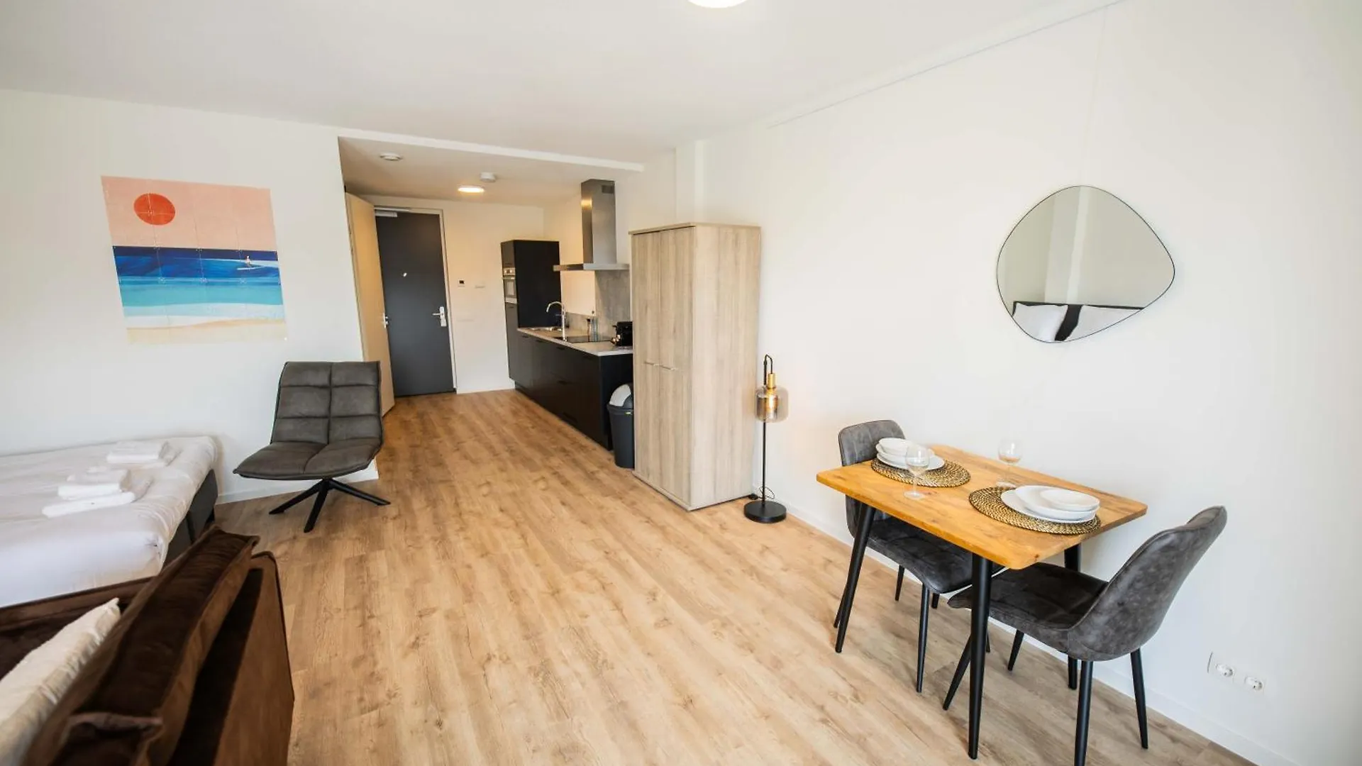 Prins Hendrikkade Rotterdam Aparthotel